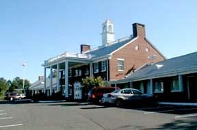 Econo Lodge Conference Center, New Haven, CT 