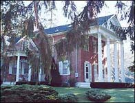 Federal House Inn, South Lee, MA